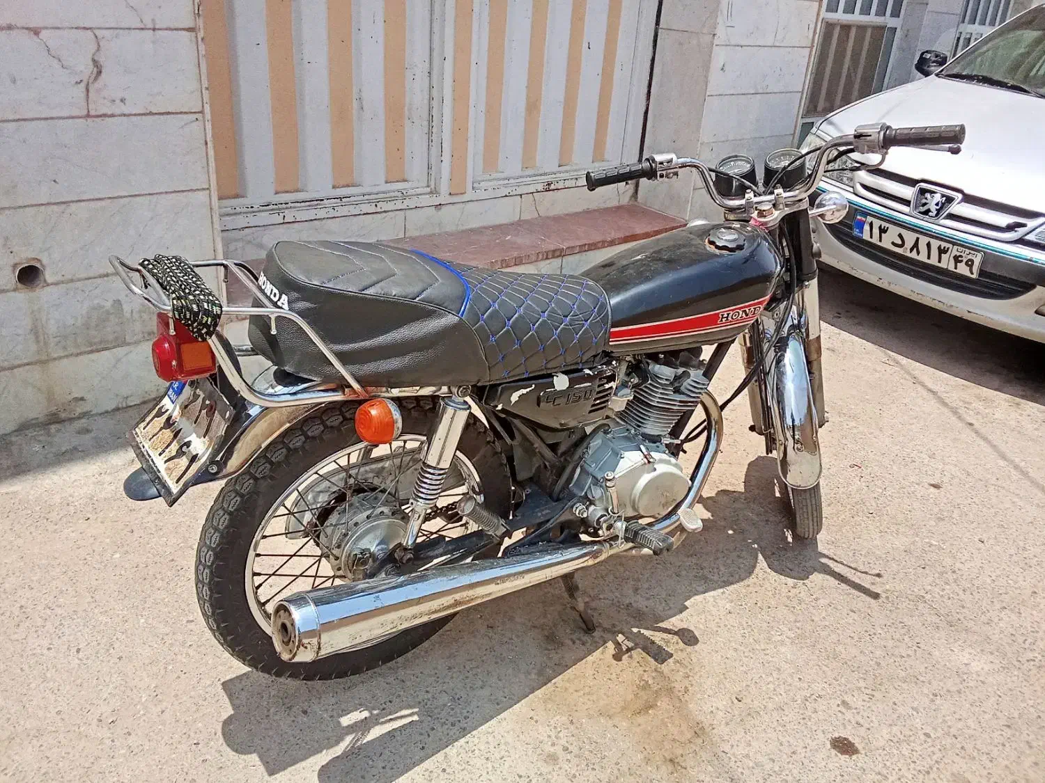 هندا ۱۲۵|موتورسیکلت|زارچ, |دیوار