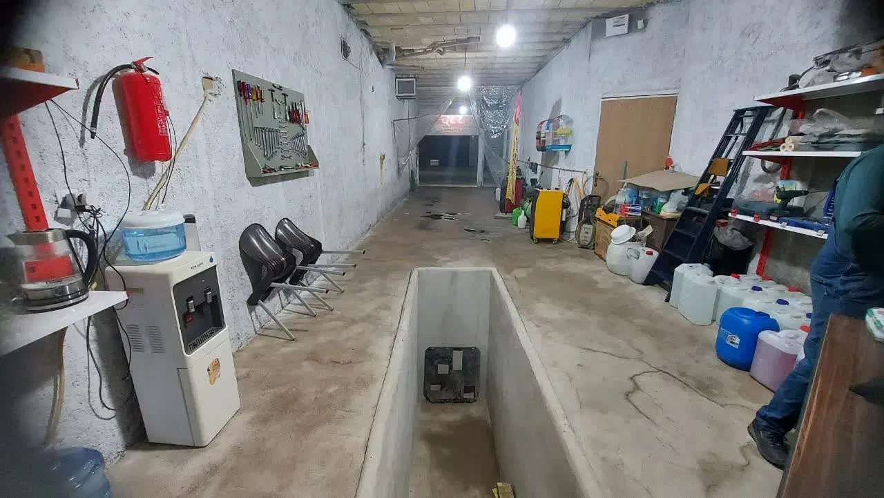 مغازه جهت اجاره به همراه چاله سرویس|اجارهٔ مغازه و غرفه|حمیدیا, |دیوار