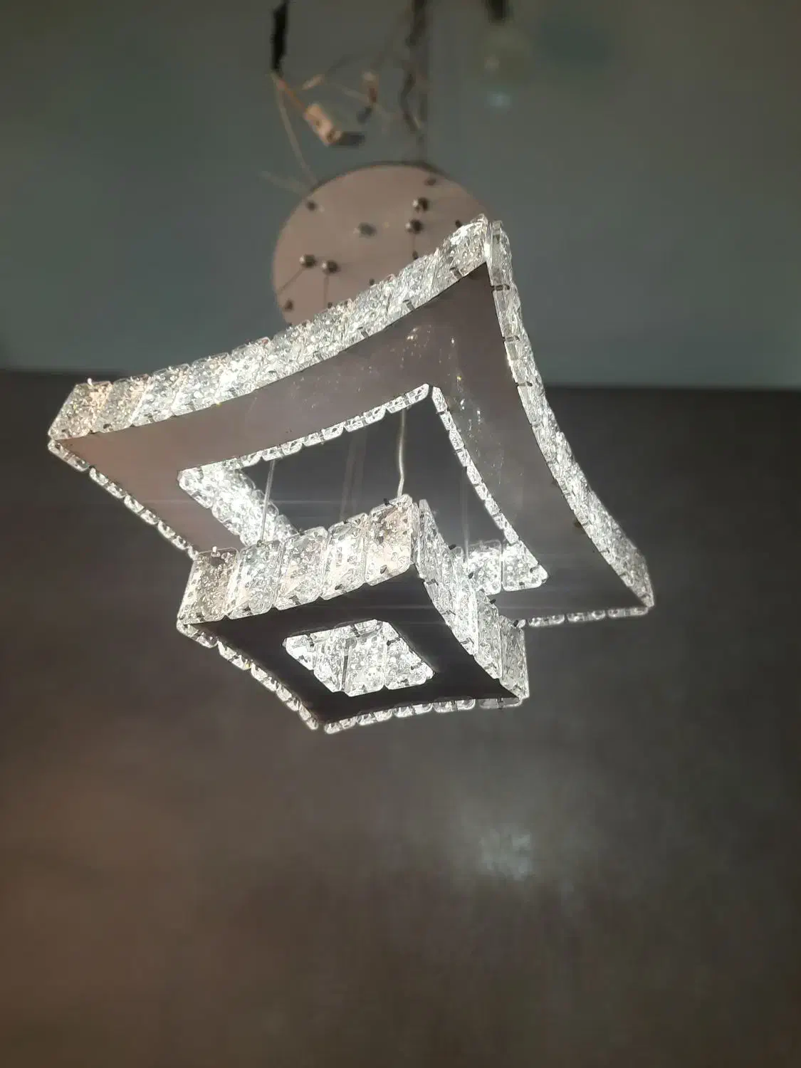 فروش فوق العاده لوستر های smd کریستالی|لوستر و چراغ آویز|تهران, مطهری|دیوار