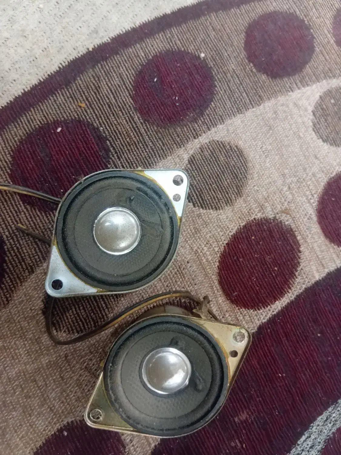 باند|صوتی و تصویری|سبزوار, قلعه‌نو دهزار|دیوار