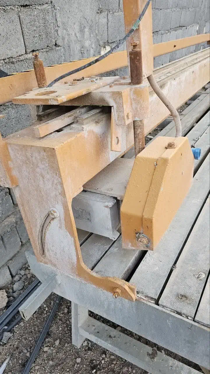 دستگاه سنگبری|ماشین‌آلات صنعتی|برخوار, |دیوار