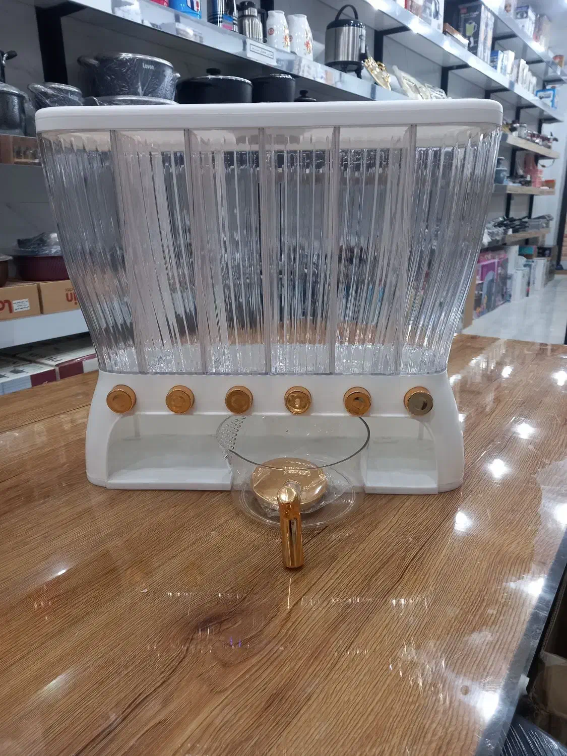 جاحبوباتی باکیفیت|ظروف نگهدارنده، پلاستیکی، یکبارمصرف|میبد, |دیوار