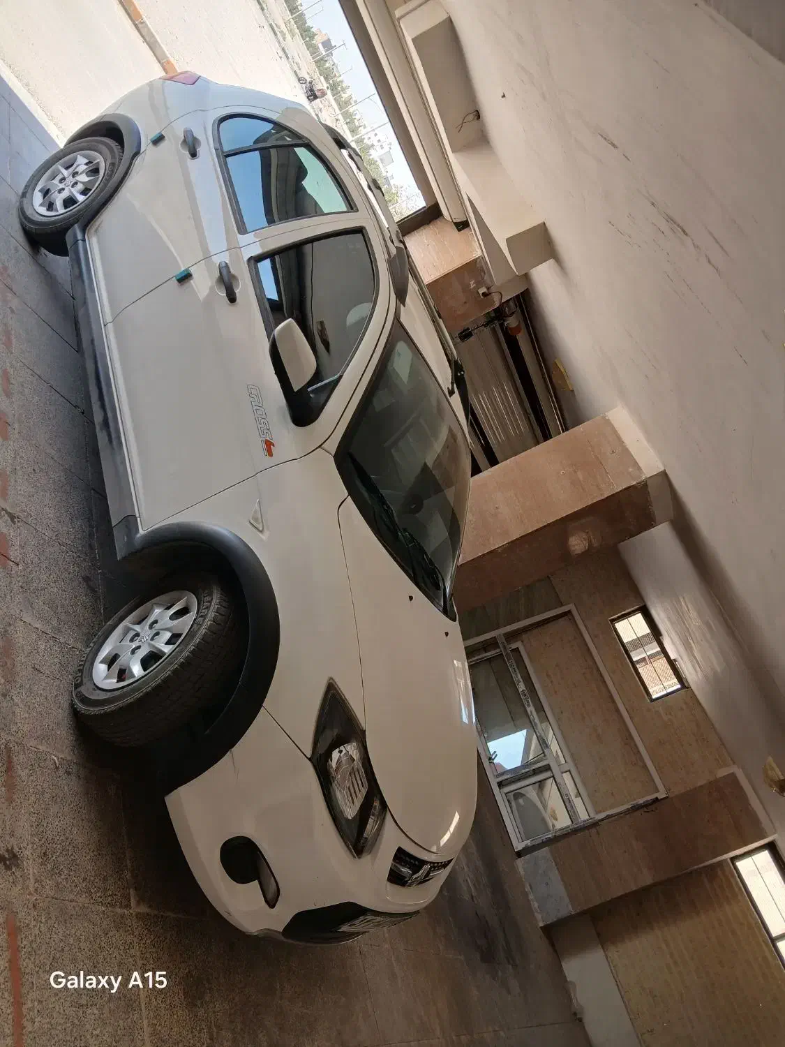 فروش فوری|خودرو سواری و وانت|نائین, |دیوار