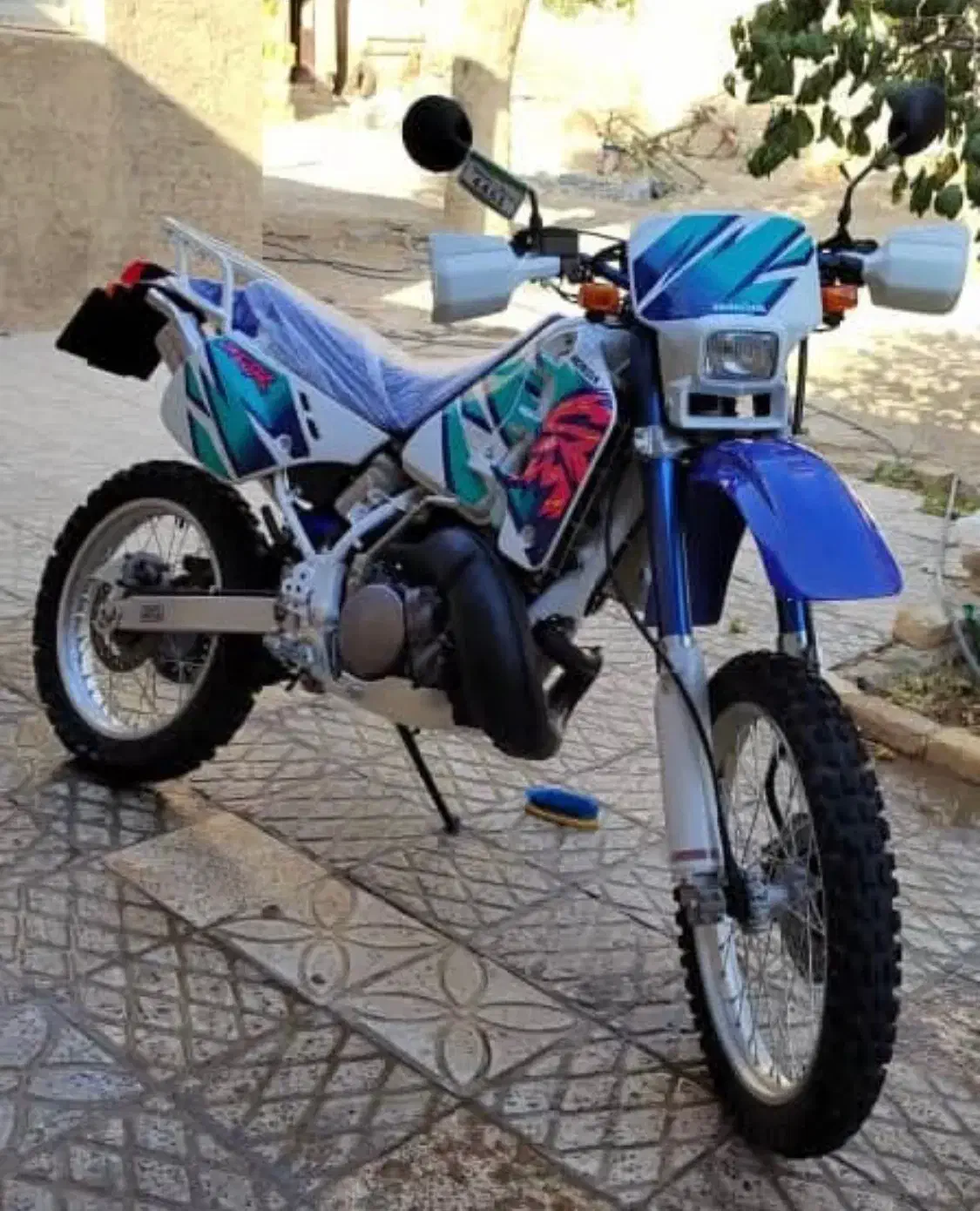 CRM|موتورسیکلت|خمینیشهر, |دیوار