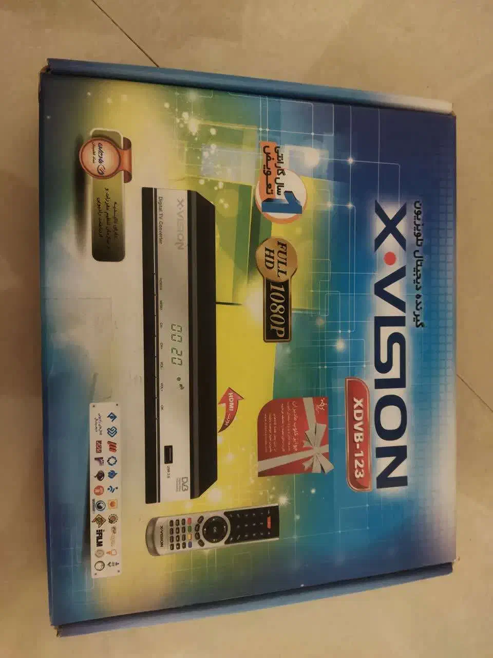 تلویزیون ، گیرنده دیجیتال و میز|تلویزیون و پروژکتور|تهران, بهار|دیوار