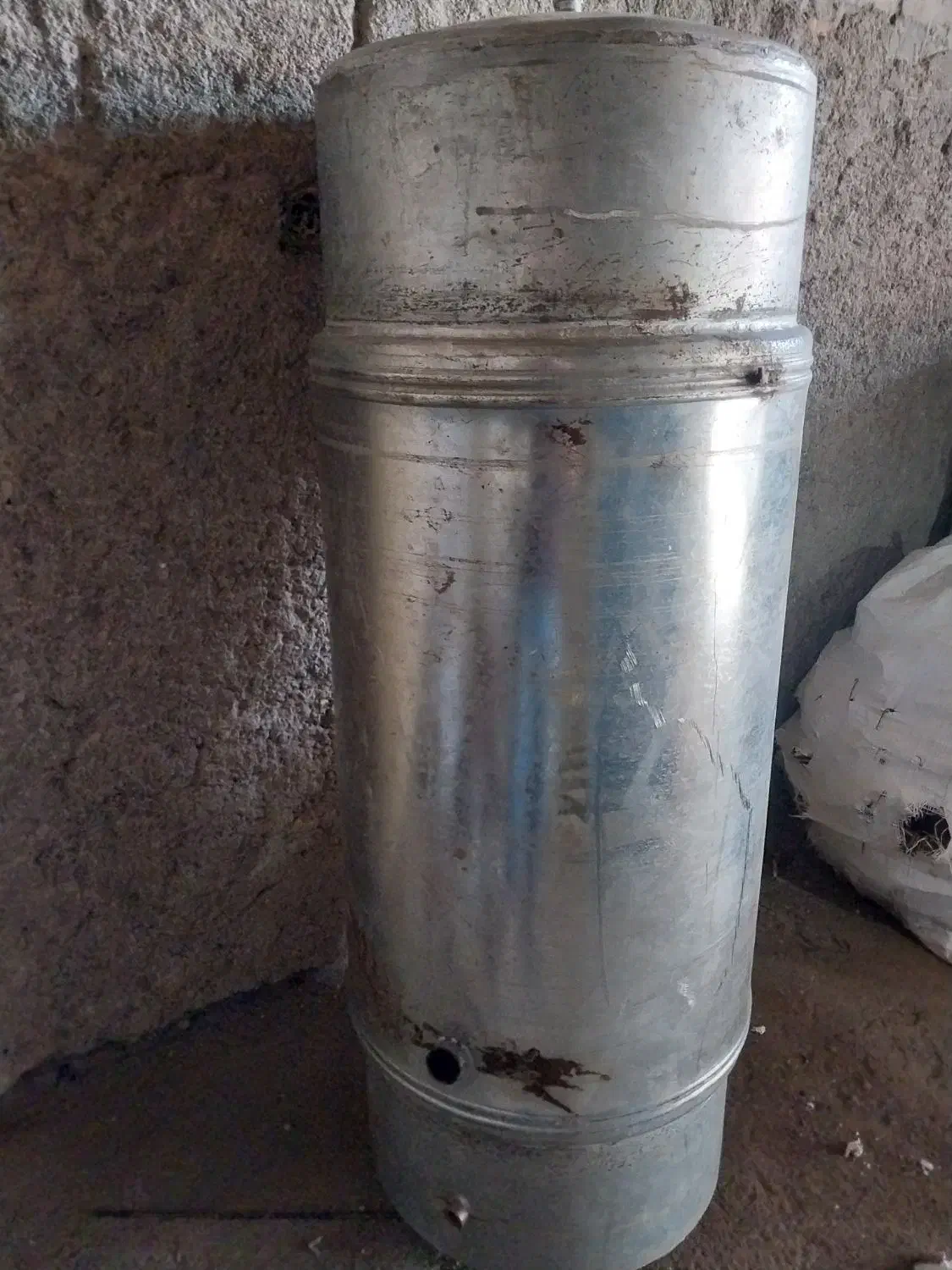 مخزن موتورخانه|آبگرمکن، پکیج، شوفاژ|خمین, |دیوار