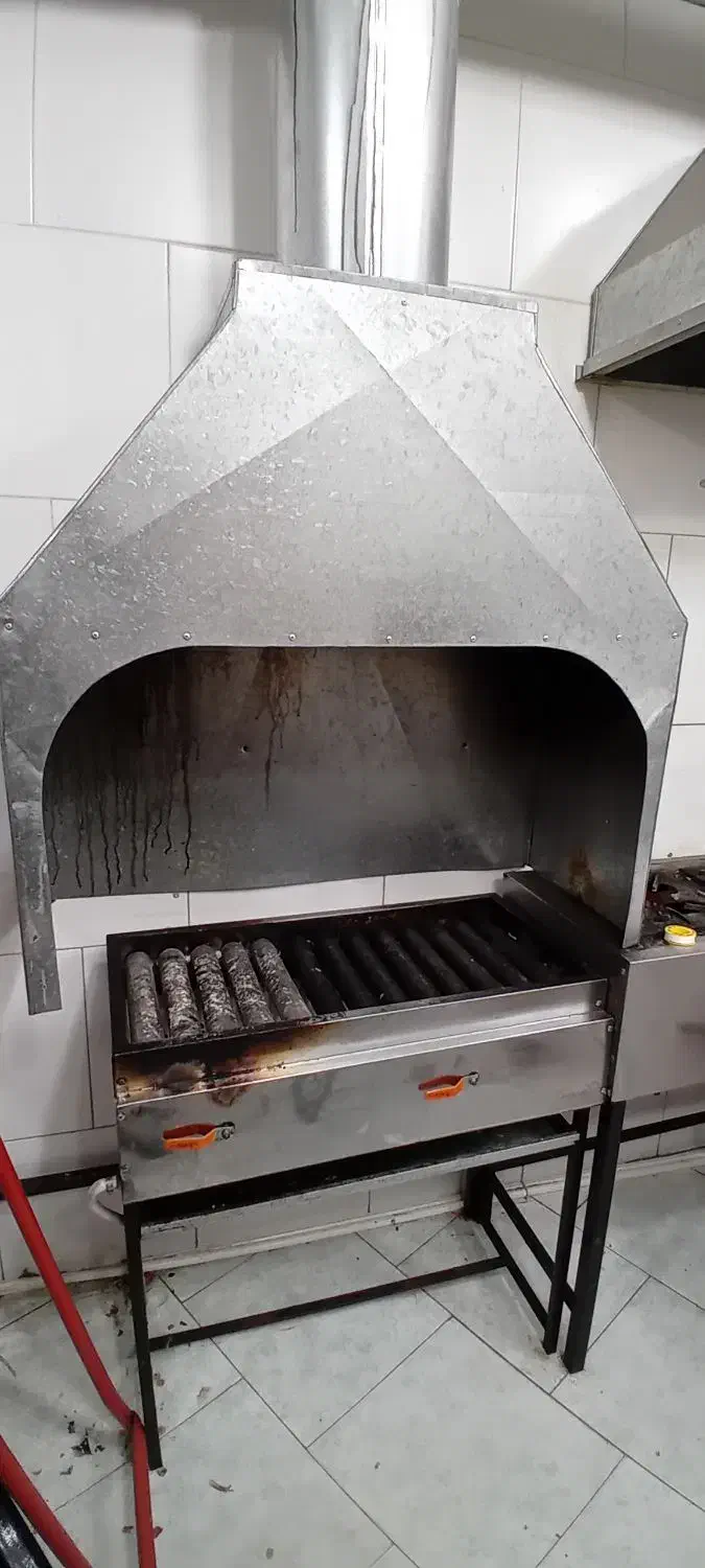 گاز در حد ۱سال استفاده شده|اجاق گاز و لوازم برقی پخت‌وپز|رشت, سعدی (تختی)|دیوار