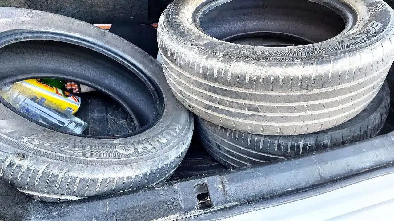 تایر پهن کوموهو کره است دوم|قطعات یدکی و لوازم جانبی|قم, شهرک مهدیه|دیوار