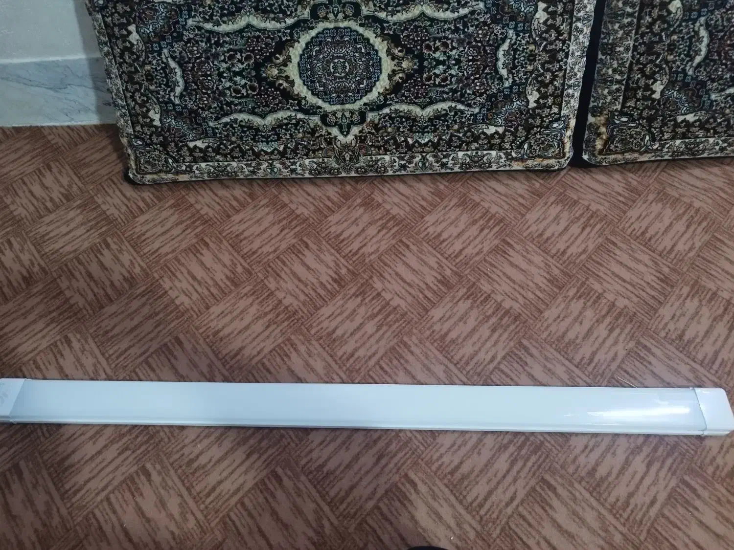 مهتابی|لامپ و چراغ|مشهد, شهرک بهارستان|دیوار