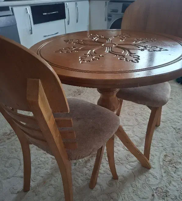 میز خاطره/ناهار خوری چوب راش|میز و صندلی غذاخوری|قم, باغ کرباسی|دیوار