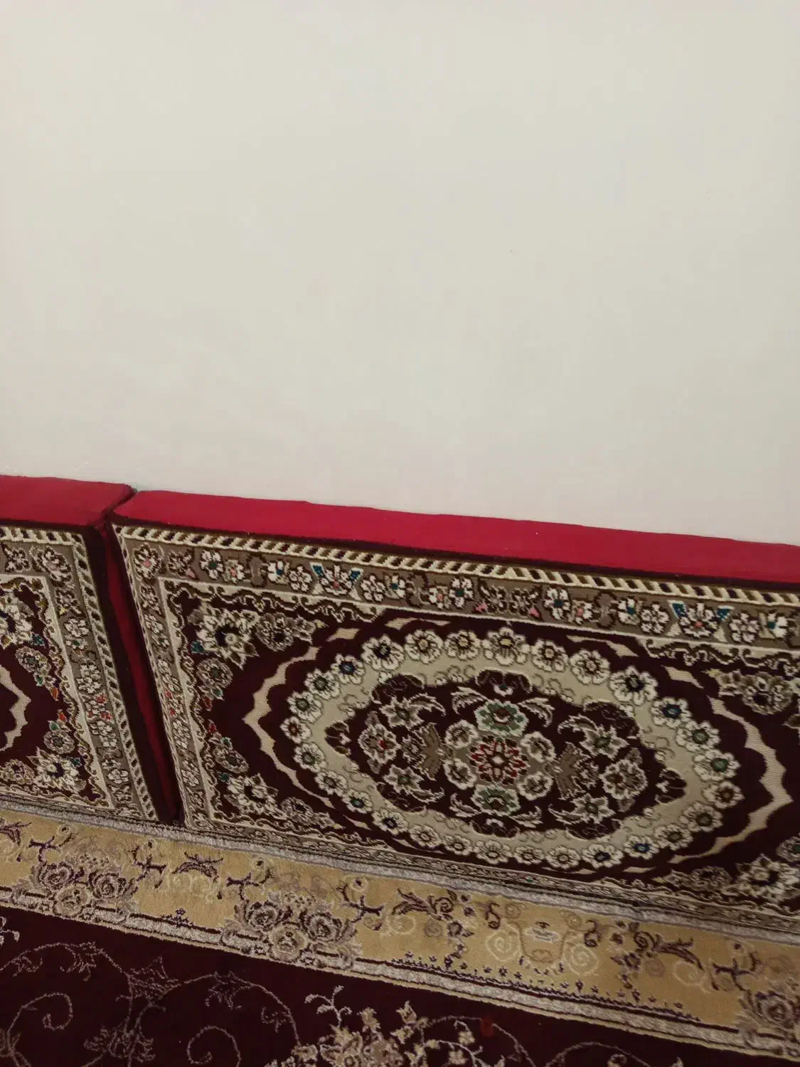 6عدد پشتی سالم|پشتی|کرمانشاه, |دیوار