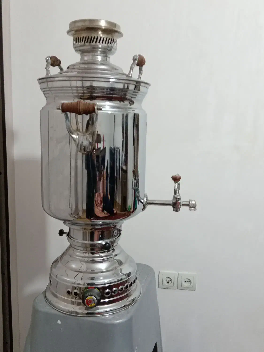 فروشی سماور مجلسی ۲۰لیتری درحدنو. عالی نسب تبریز|سماور، چایساز، قهوهساز|نظرآباد, نظرآباد|دیوار