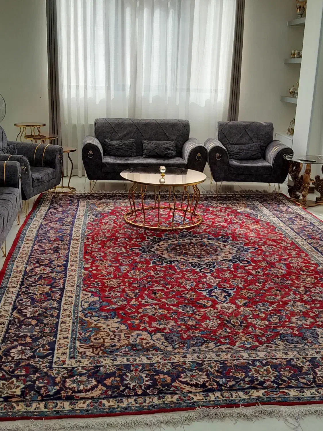 فرش دستباف قدیمی|فرش|نجف‌آباد, شهرک بهاران|دیوار