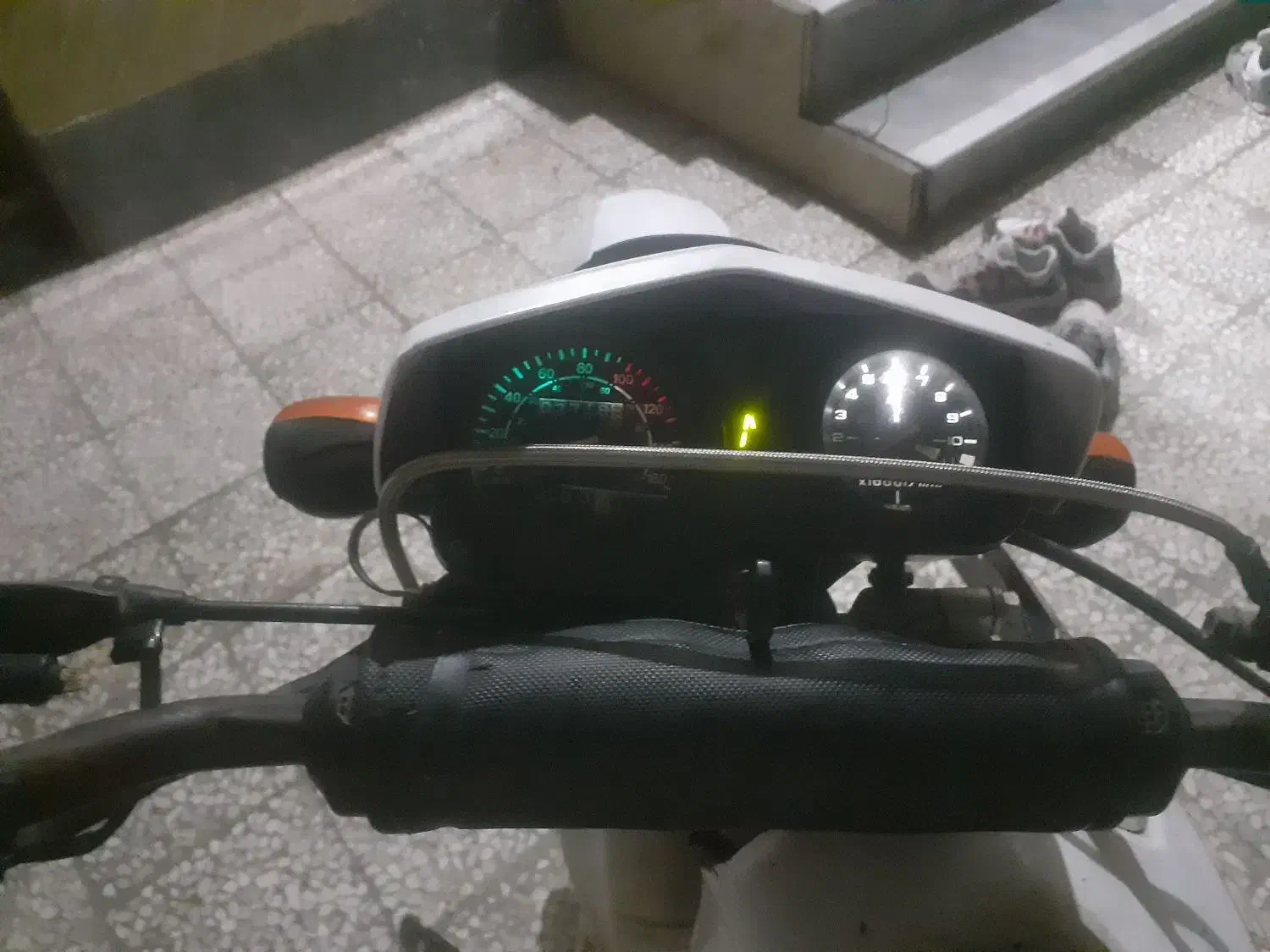 تریل روان ۲۰۰ پلاک ملی|موتورسیکلت|کرج, کوی کارمندان شمالی|دیوار