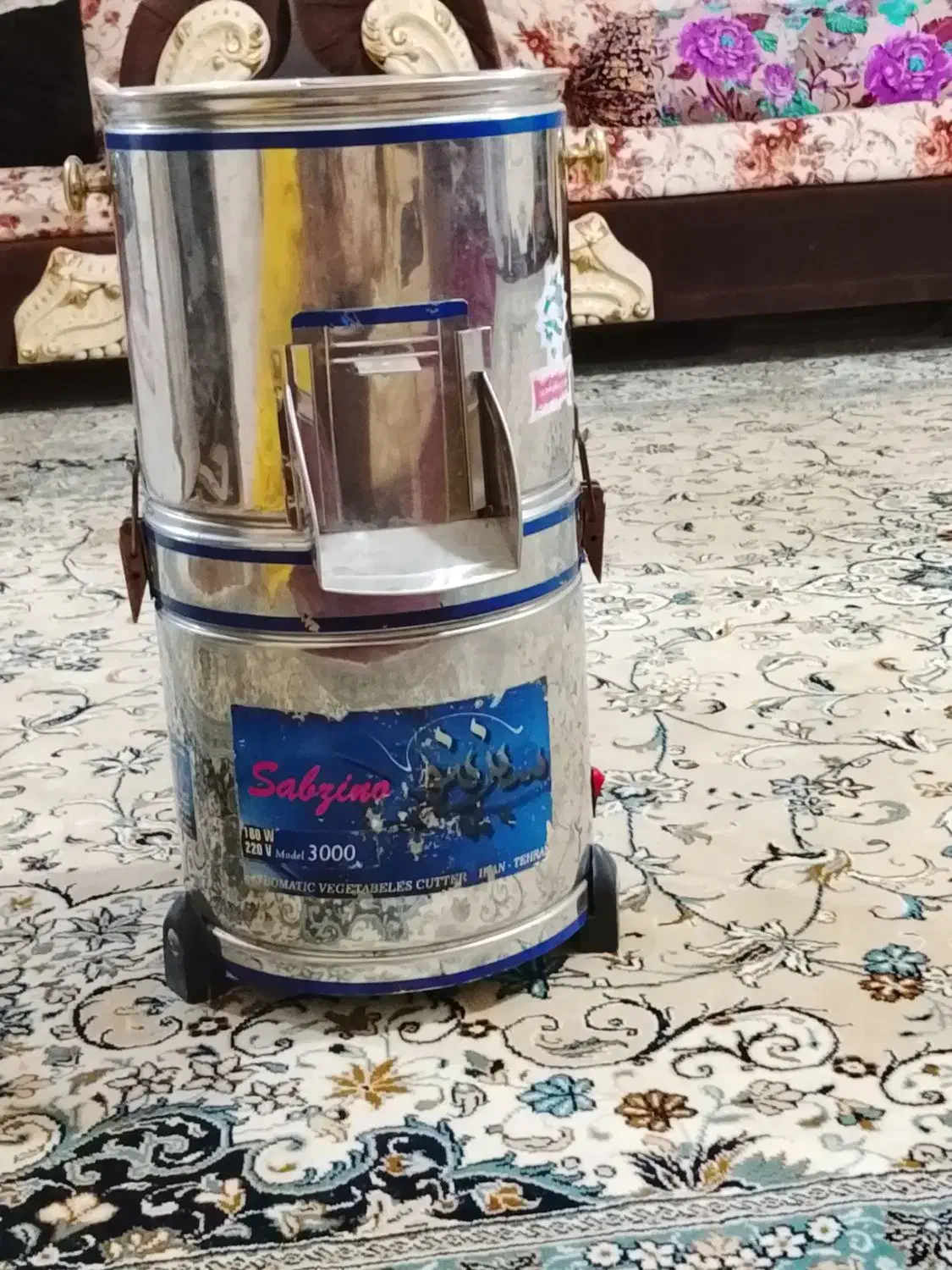 دستگاه سبزی خورد کن سبزیران ۳۰۰۰|خردکن، آسیاب، غذاساز|نظرآباد, نظرآباد|دیوار