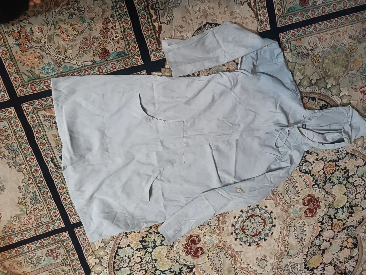 شلوار|لباس|مشهد, نیزه|دیوار