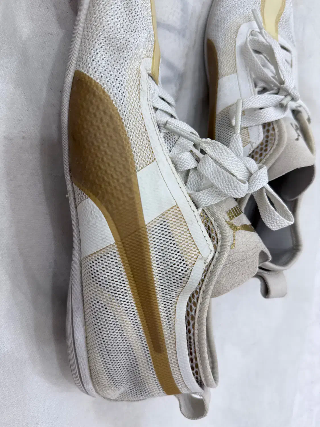 کفش پوما سفید بژ|کیف، کفش، کمربند|بهشهر, |دیوار