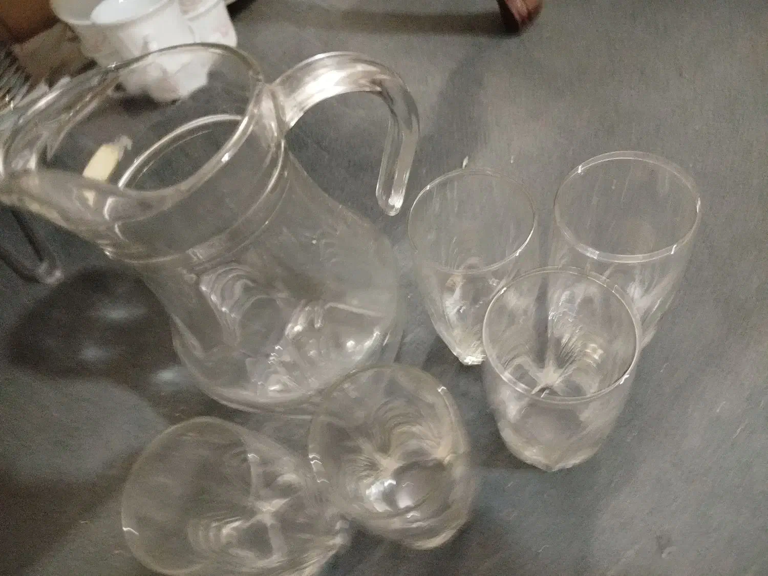 پارچ و لیوان|بندرخت و رختآویز|چناران, |دیوار