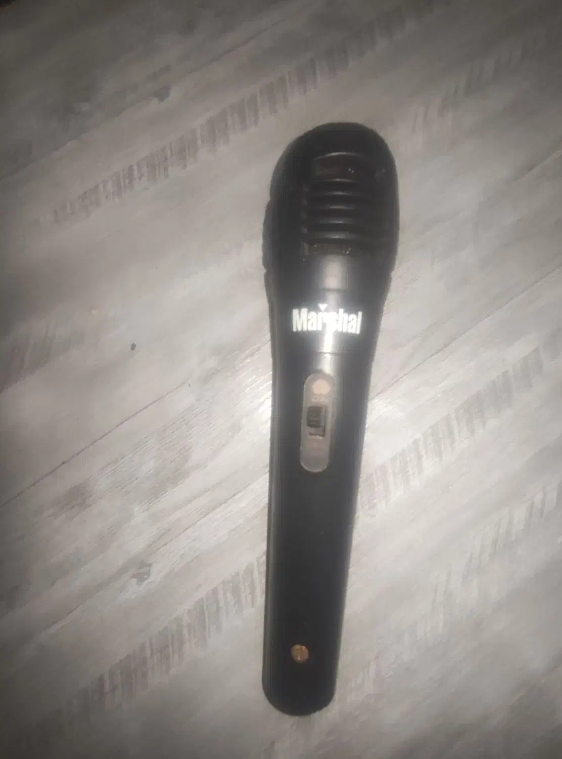 میکروفن|صوتی و تصویری|رشت, لاکانی|دیوار