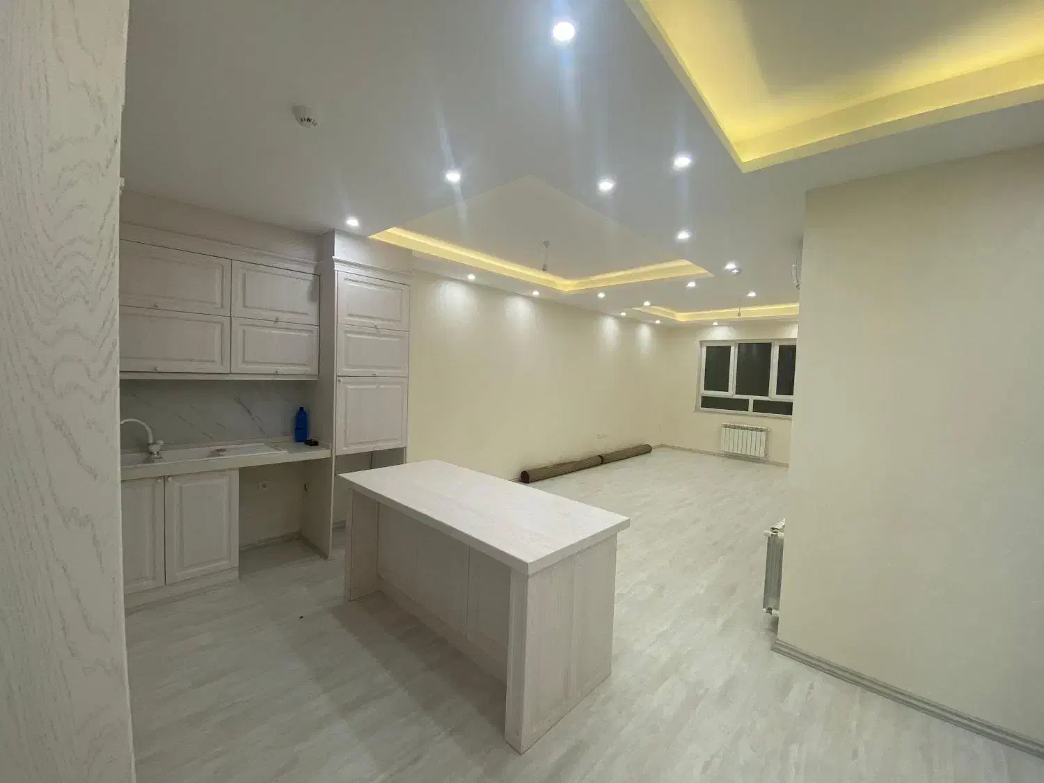 آپارتمان ۲ خواب نوساز/پارکینگ /اسانسور/با مستاجر|فروش آپارتمان|رشت, بلوار گیلان|دیوار