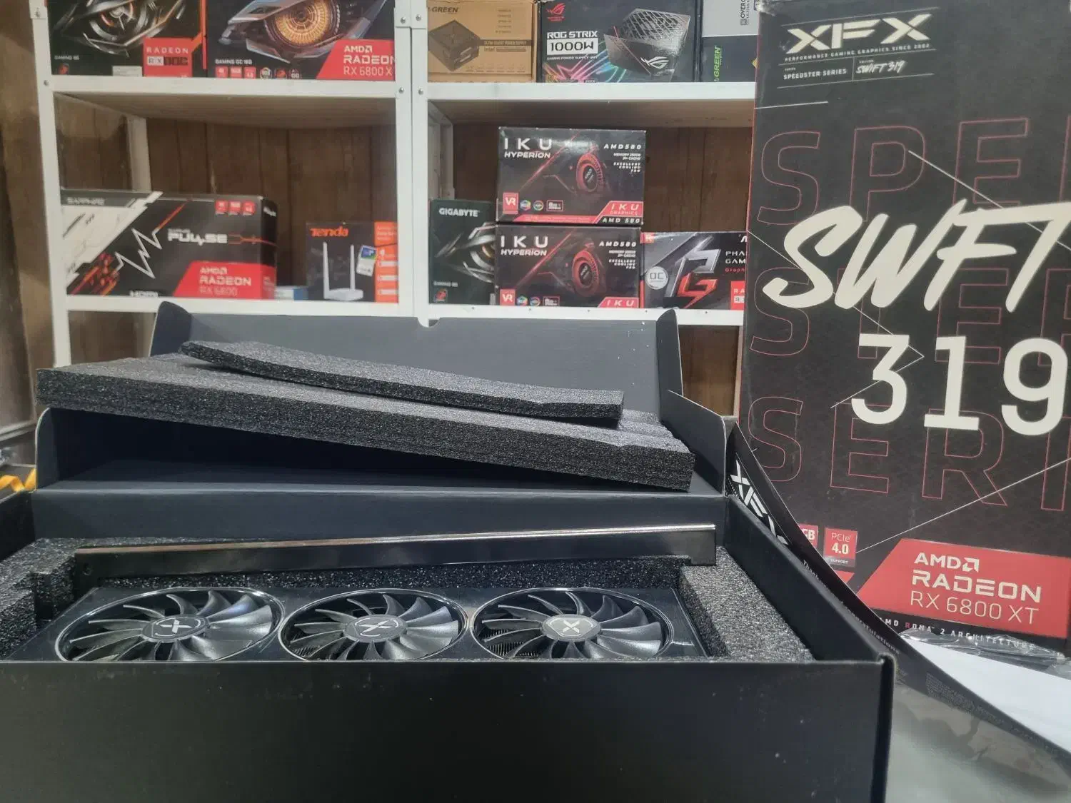 کارت گرافیک 6800xt swft|قطعات و لوازم جانبی رایانه|اصفهان, شیخ طوسی|دیوار