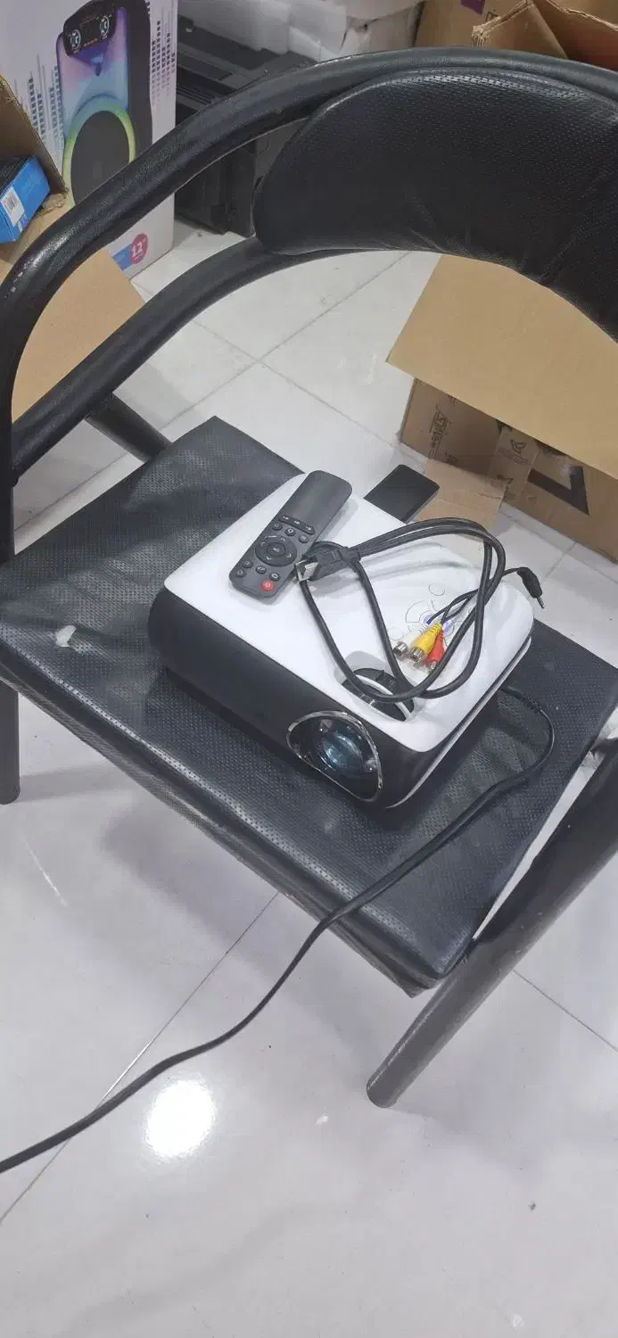 ویدئو پروژکتور آمریکایی کارتون دار صفر|تلویزیون و پروژکتور|زاهدان, |دیوار