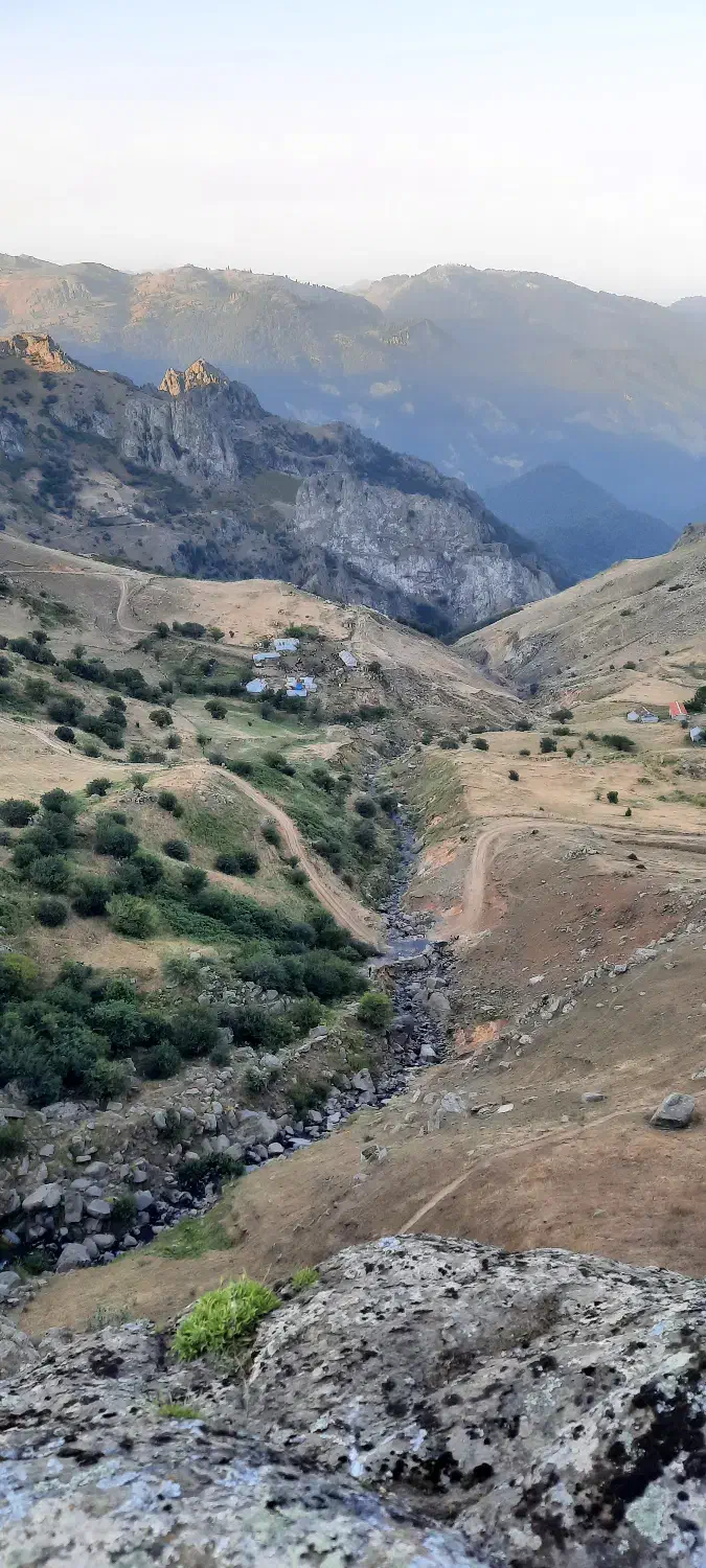 طبیعت گردی|فعالیت داوطلبانه|بندر انزلی, آذربایجان|دیوار