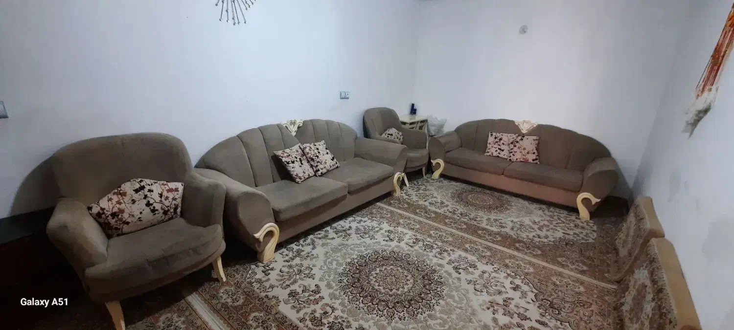 مبل ۸ نفره فروش فوری|مبلمان خانگی و میز عسلی|رباط‌کریم, رباط‌کریم|دیوار