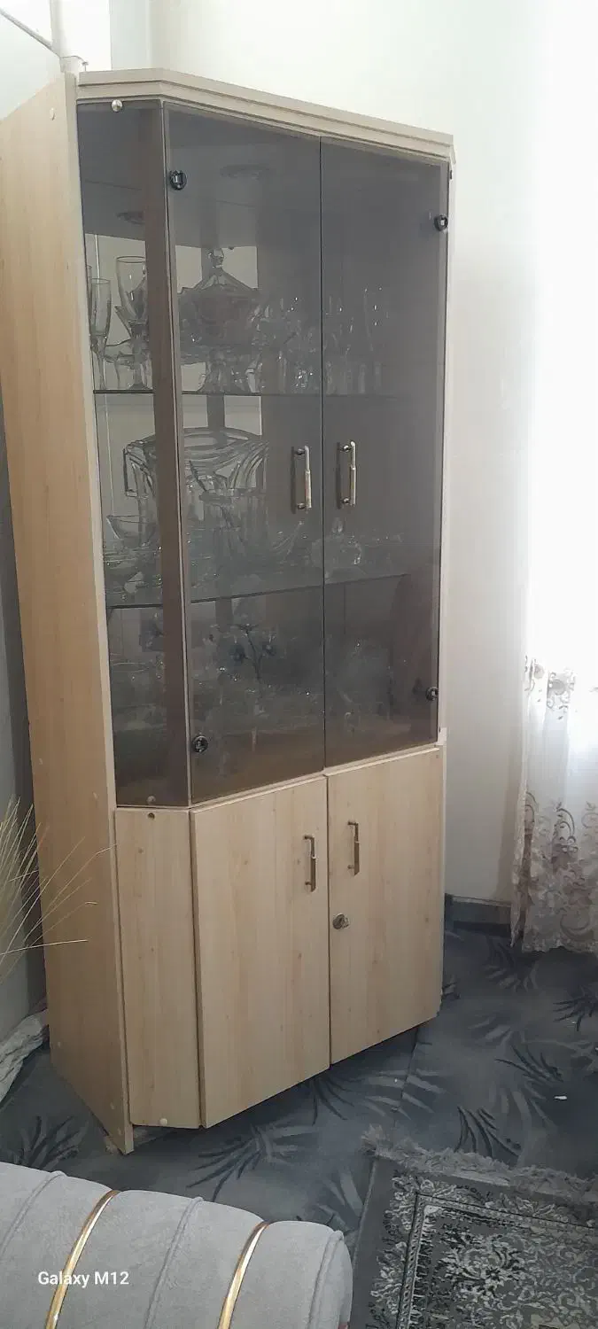 کمد سالم|جاکفشی، کمد، دراور|شهریار, کرد امیر|دیوار