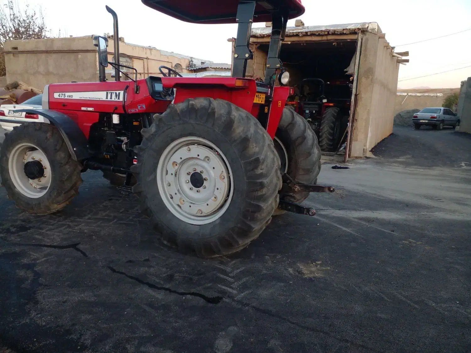 تراکتور ۴۷۵ جفت کارخانه پمپ کوچک|خودرو سنگین|دیواندره, |دیوار