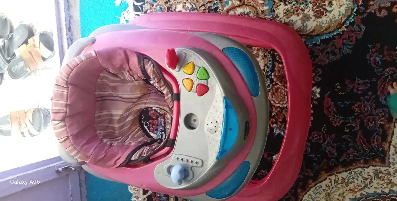 رورویک|کالسکه و لوازم جانبی|سپیدار, |دیوار