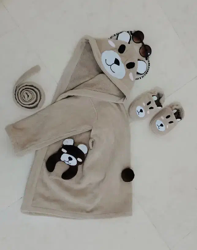 تن پوش حوله ایی کودک|کفش و لباس بچه|پاکدشت, پاکدشت (مامازند)|دیوار