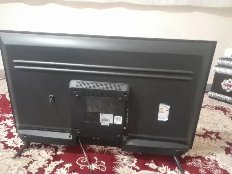 تلویزیون شکسته سام|تلویزیون و پروژکتور|نورآباد, |دیوار