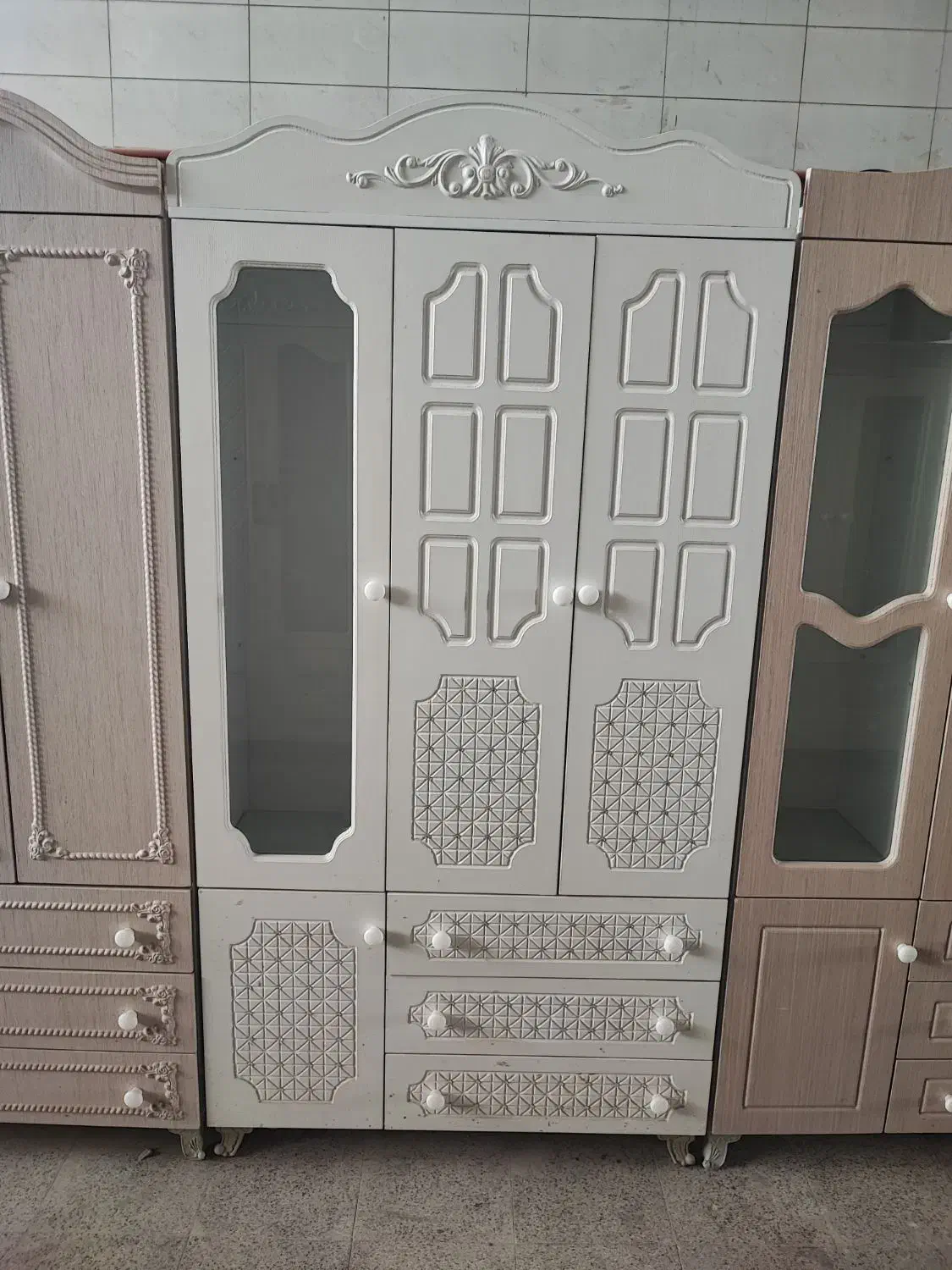 کمد ۳درب عرض۱۰۰ وکیوم سیسمونی کودک نوزاد بچه|تخت و صندلی بچه|مشهد, توس (بلوار توس)|دیوار