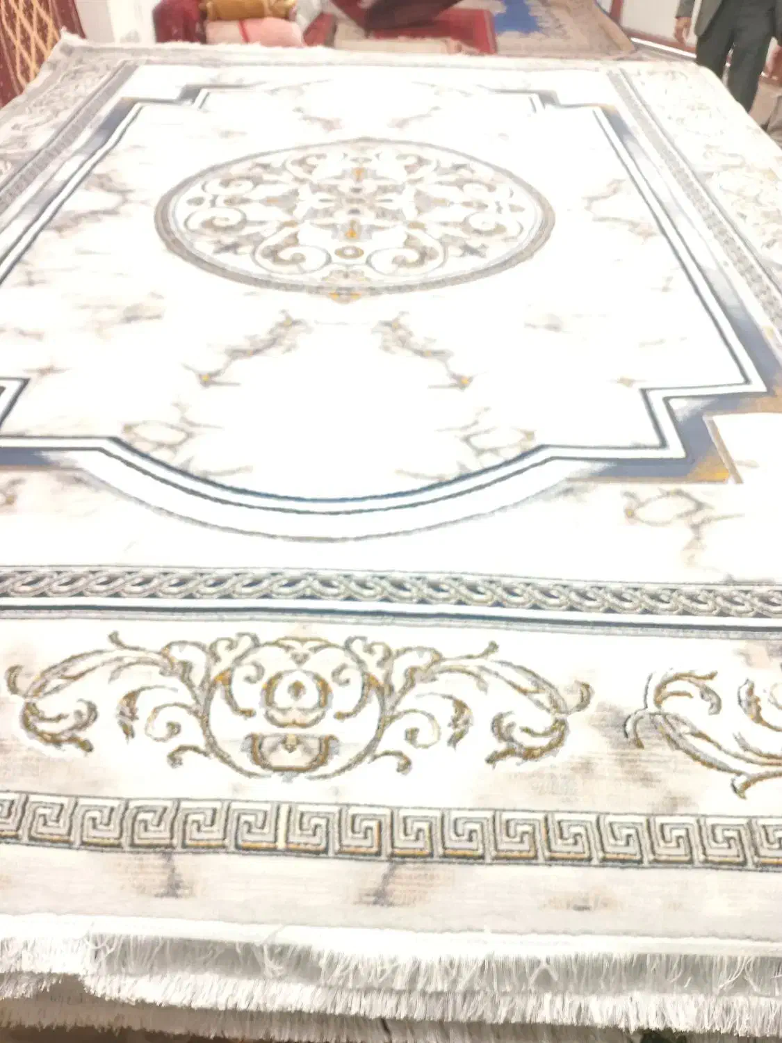 فروش انواع فرش ۷۰۰ شانه زیر قیمت همه جا|فرش|مشهد, مصلی (کارمندان اول)|دیوار