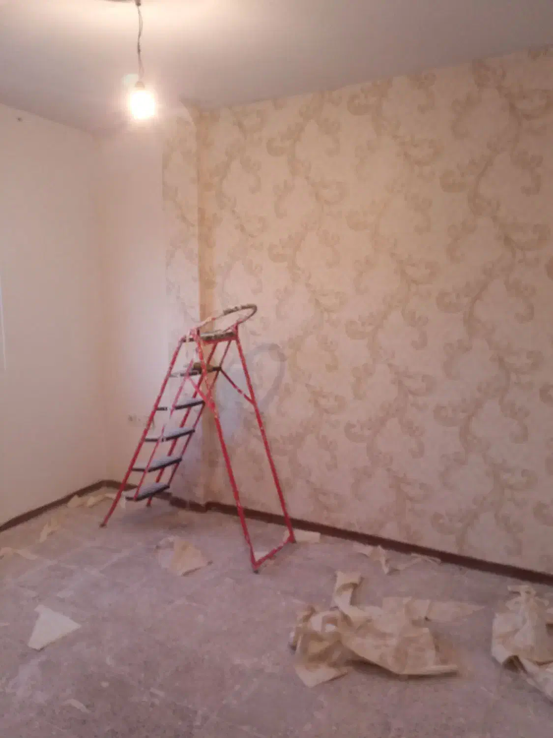 نصب کاغذدیواری و پوستر.. نقاشی ساختمان|خدمات پیشه و مهارت|هشتگرد, ینگی امام|دیوار