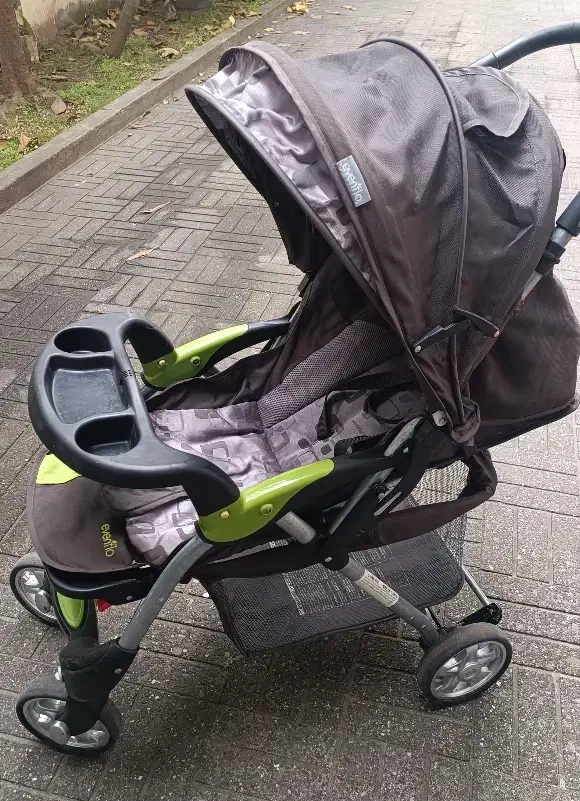 کالسکه و صندلی ماشین و روروئک ایون فلو آمریکا|کالسکه و لوازم جانبی|رشت, گلباغ نماز|دیوار