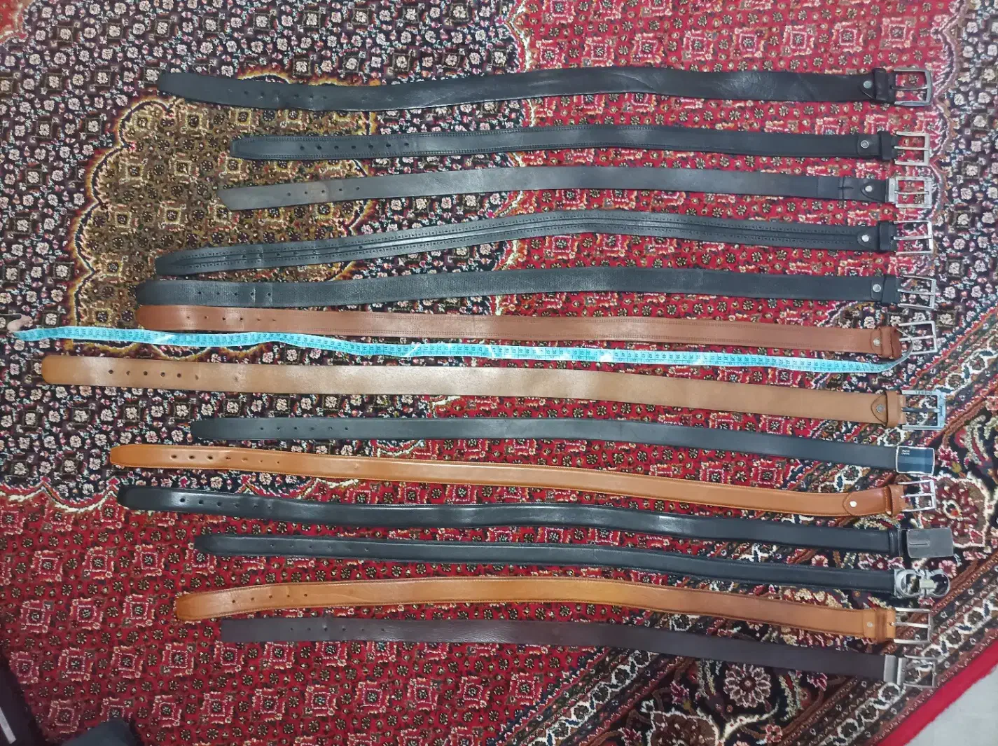 تعدادی کمربند چرم طببعی اصل خارجی بسیار تمیز|کیف، کفش، کمربند|مهاباد (آذربایجان غربی), |دیوار