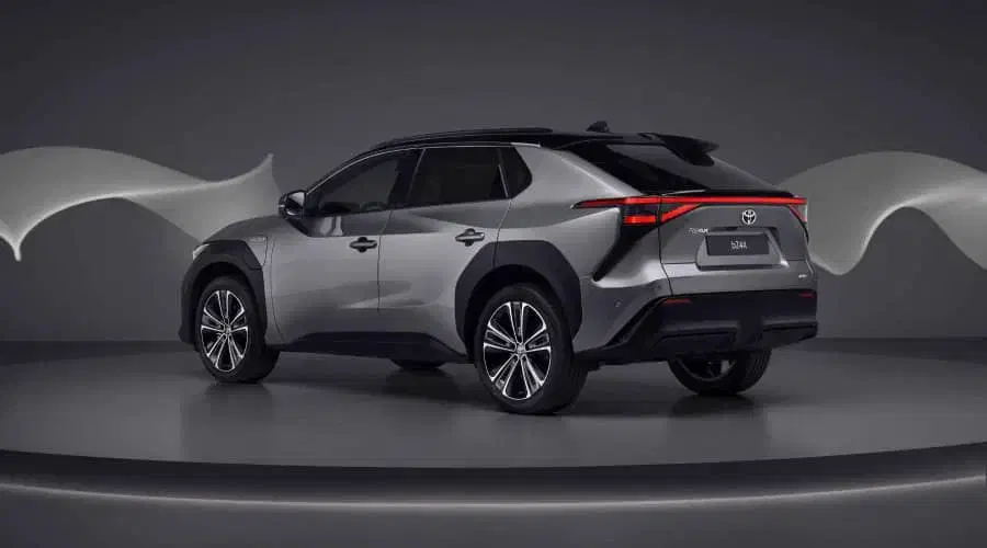 نمایندگی بهروزی مند برساوش کد ۱۰۳۲ تویوتا BZ4 PRO|خودرو سواری و وانت|تهران, نمایشگاه بین المللی|دیوار