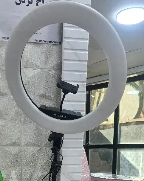 رینگ لایت سالم|دوربین عکاسی و فیلم‌برداری|تهران, شهرک محلاتی|دیوار