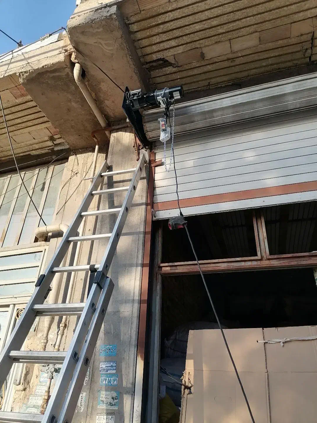 نصب وتعمیرکرکره برقی و کرکره دستی|خدمات پیشه و مهارت|چهاردانگه (تهران), |دیوار