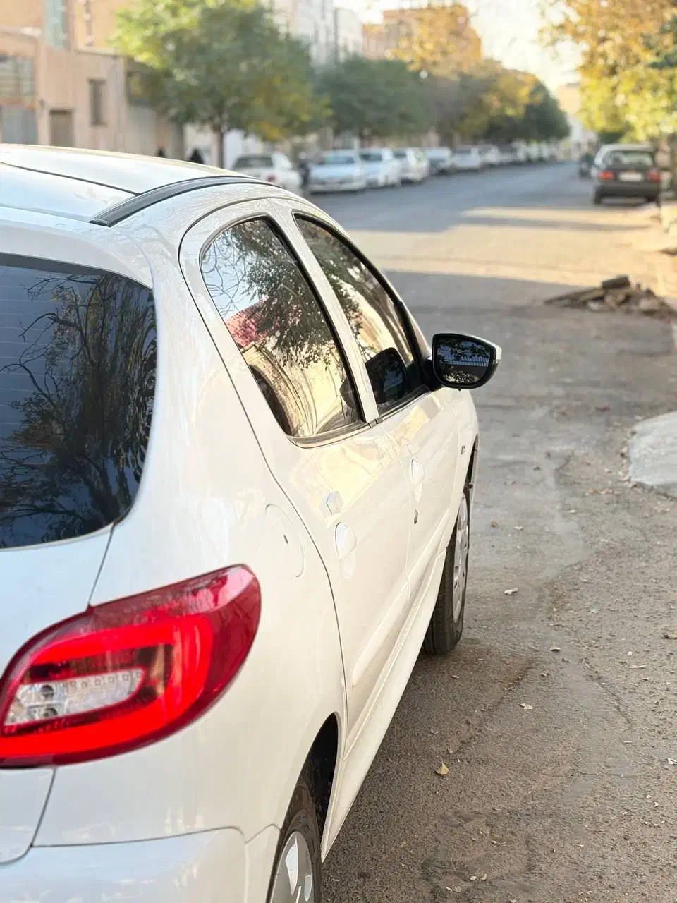 ۲۰۷ کم کار بدون نقطه و خط|خودرو سواری و وانت|سبزوار, پاسداران|دیوار