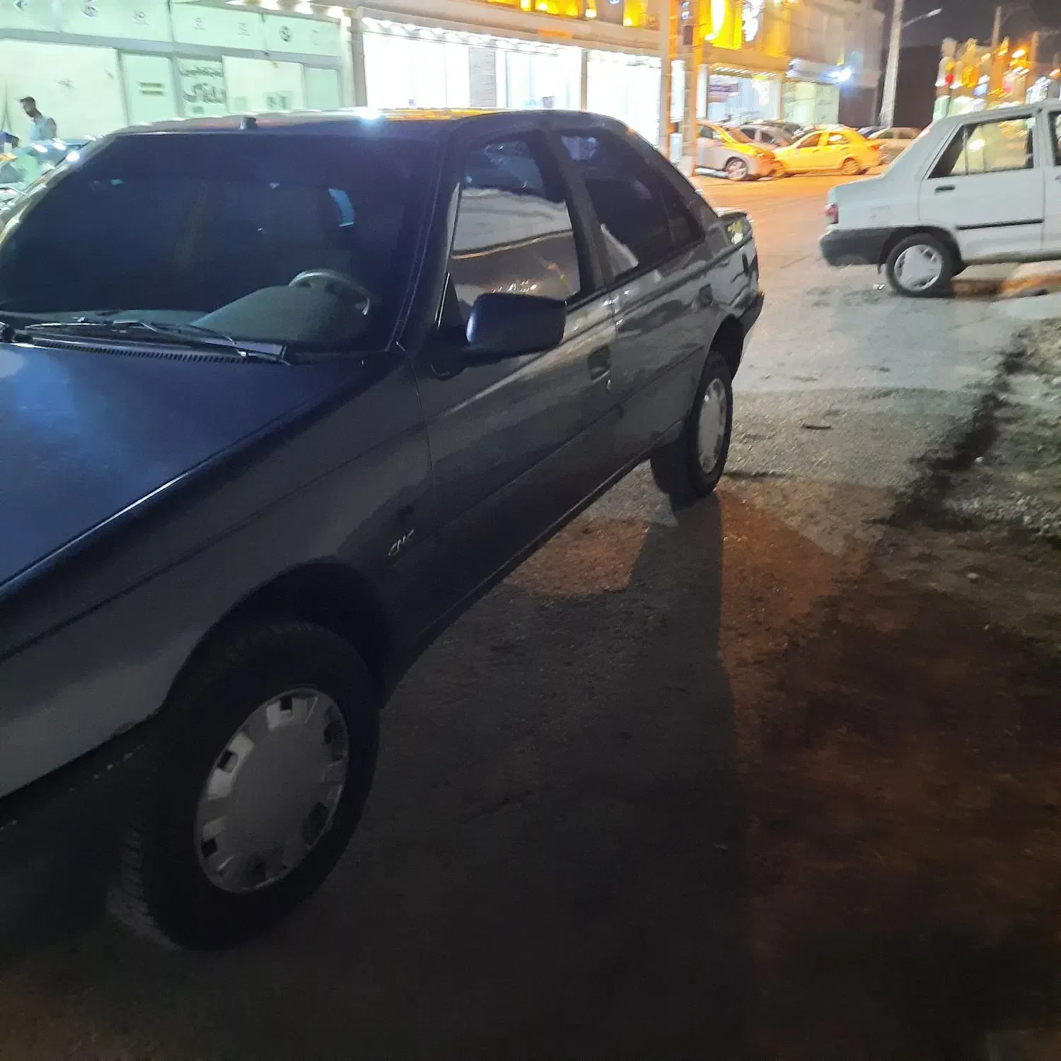 پژو۴۰۵مدل ۹۴بی رنگ دوگانه فابریک|خودرو سواری و وانت|اهواز, زرگان|دیوار