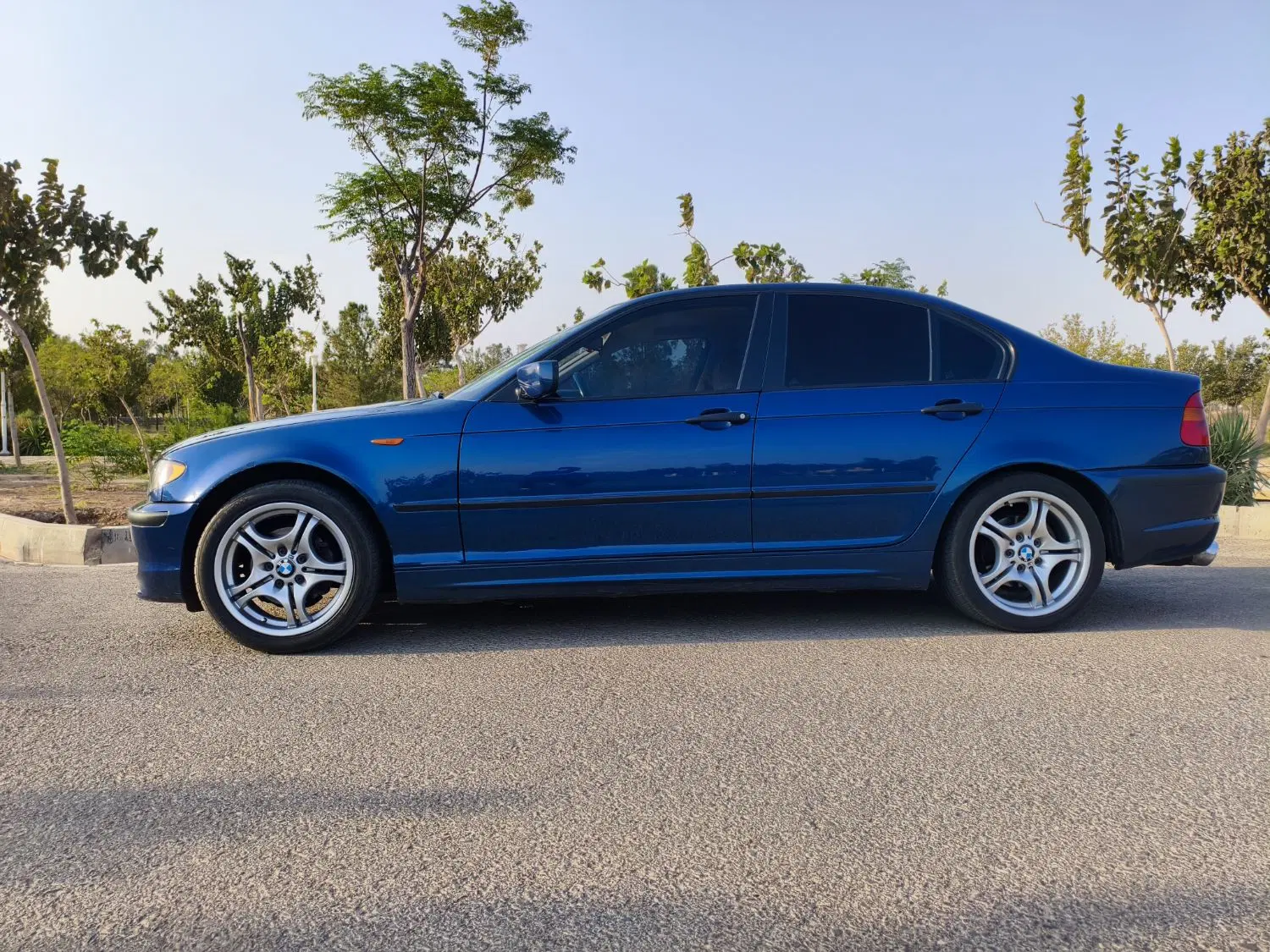 BMW 318 e46|خودرو سواری و وانت|قم, دروازه قلعه|دیوار