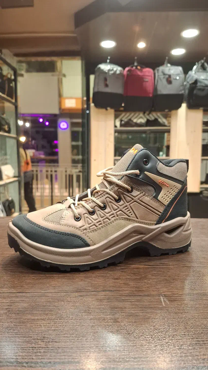 کفش کوهنوردی مدل لوا|کوهنوردی و کمپینگ|مشهد, جنت|دیوار