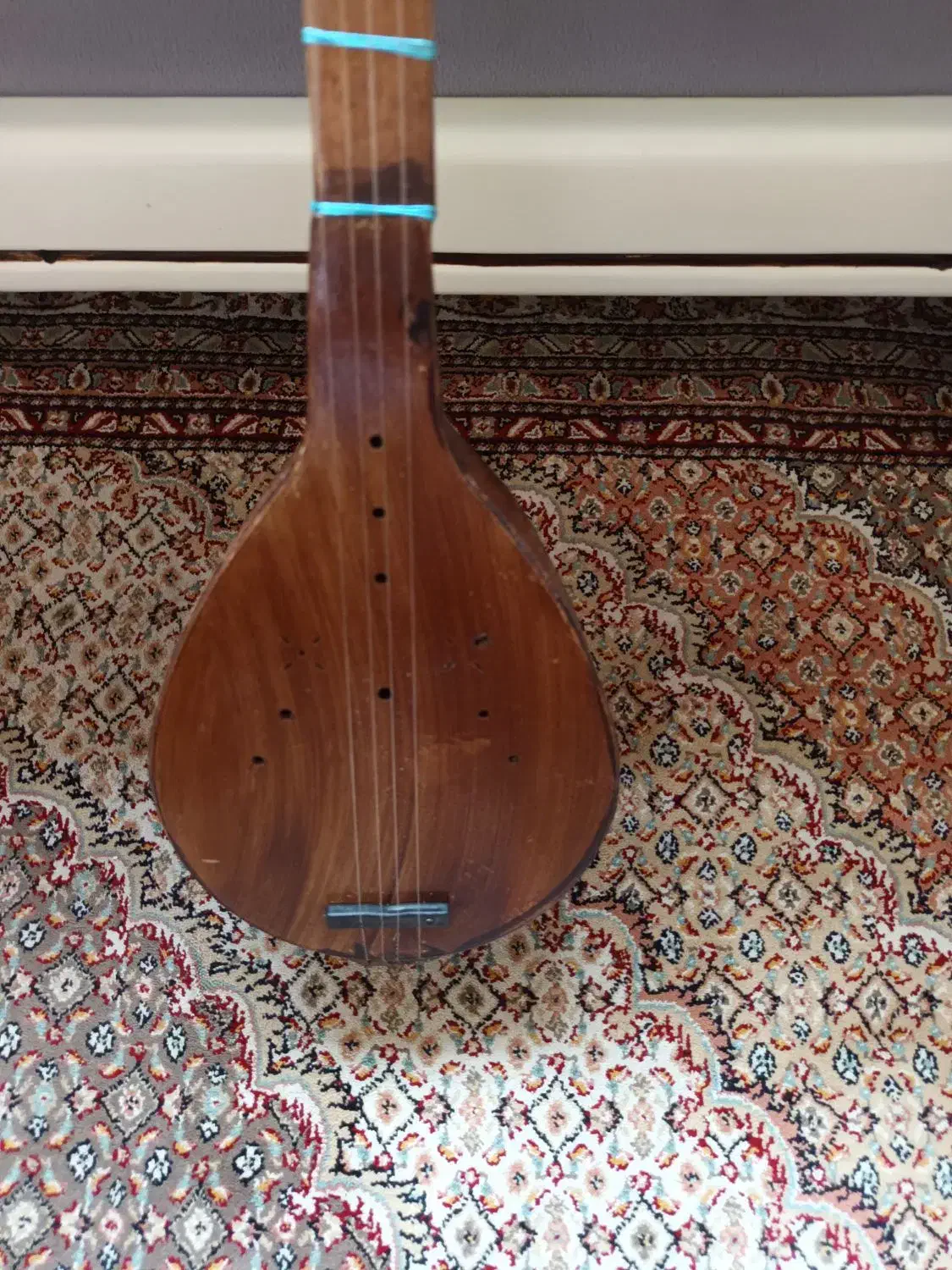 سه تار|سازهای سنتی|ارومیه, |دیوار