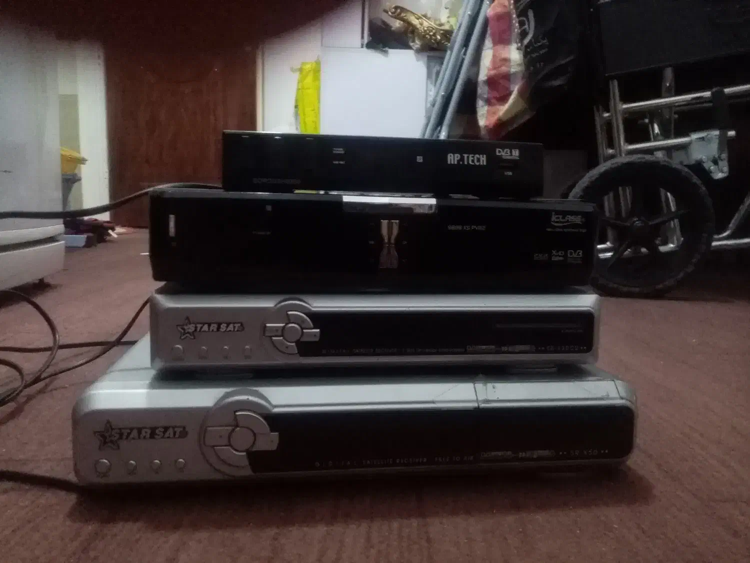 4تاگیرنده دیجیتال|صوتی و تصویری|زرند, |دیوار