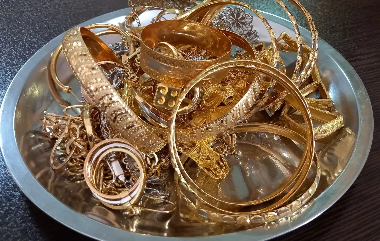 طلا دست دوم، کم اجرت برای سرمایه گذاری،عضو اتحادیه|جواهرات|تهران, نازیآباد|دیوار