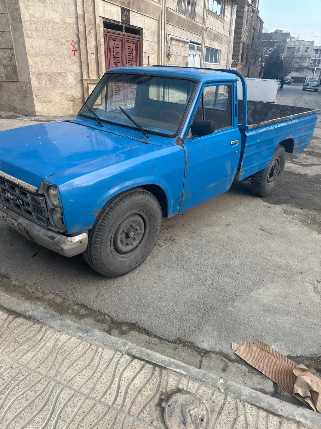 وانت نیسان|خودرو سواری و وانت|ملایر, |دیوار