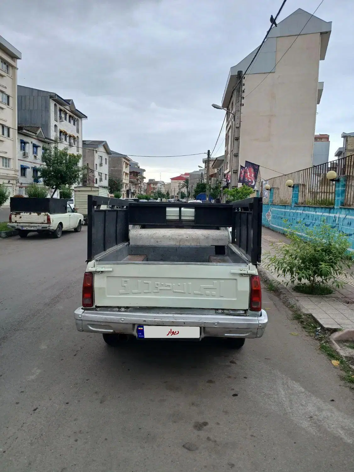 pekan 88|خودرو سواری و وانت|رشت, جهاد|دیوار